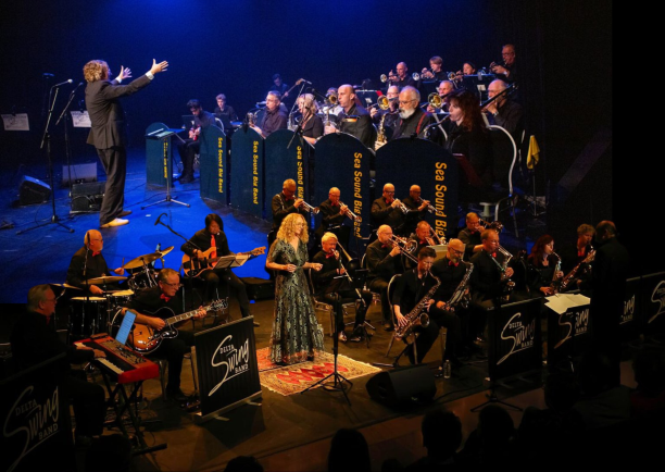 Twice as Nice - Delta Swing Big Band en Sea Sound Big Band